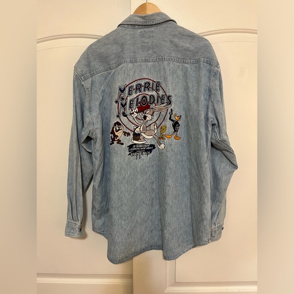 Warner Bros. Tops - Vintage looney tunes denim button down shirt